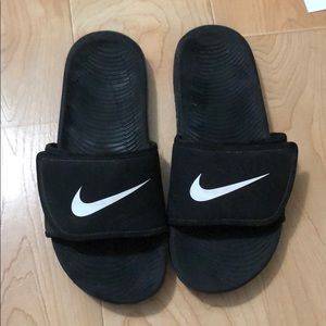 Nike slides